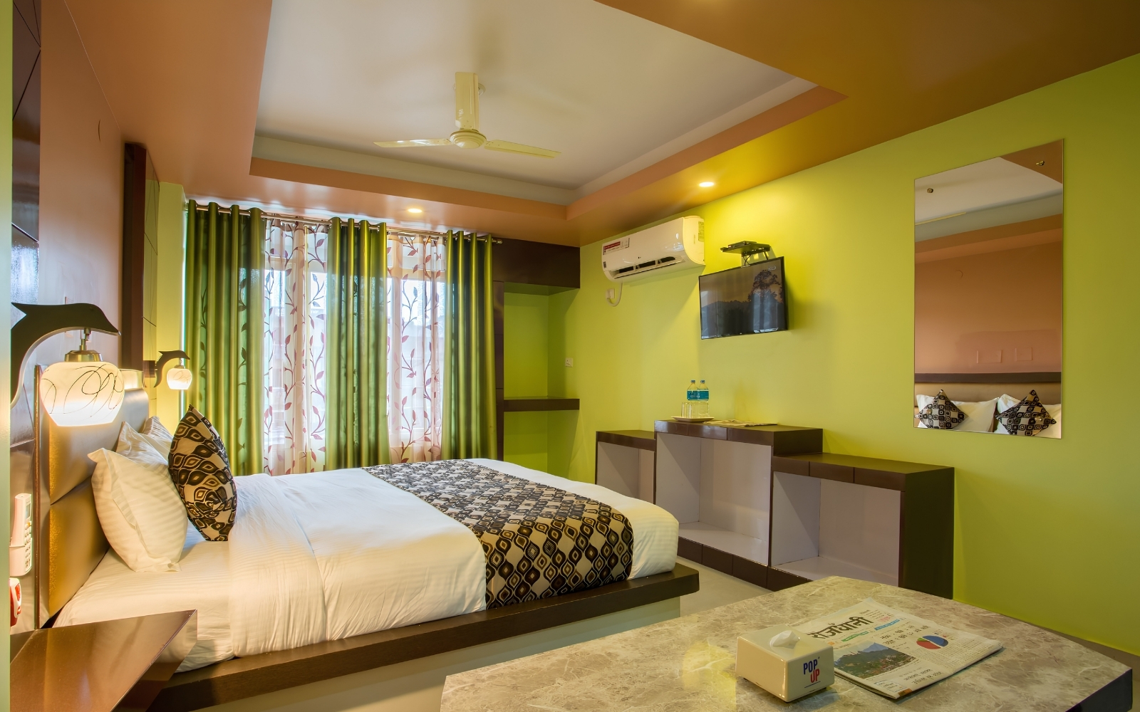 Suite Room at Hotel New Anand